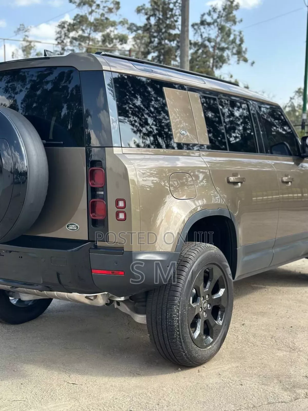 New Land Rover Defender 2024 Beige