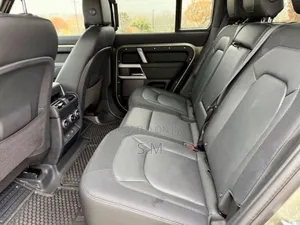 New Land Rover Defender 2024 Beige