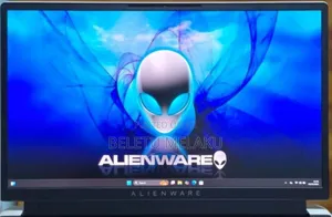 New Laptop Alienware M17x R2 16GB Intel Core I7 SSD 1T