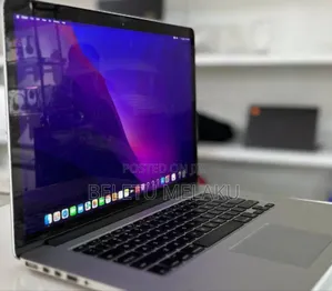 New Laptop Apple MacBook Pro M1 16GB Intel Core I7 SSD 512GB