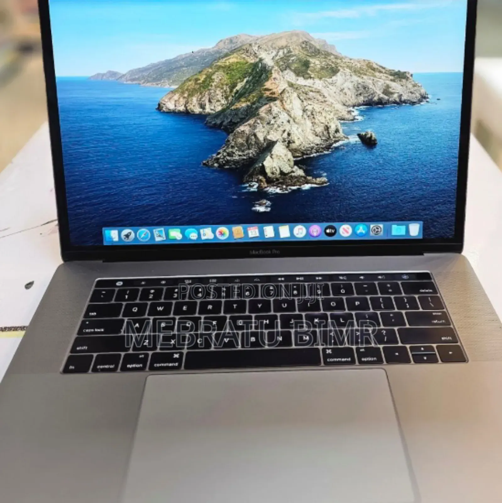New Laptop Apple MacBook Pro 2016 16GB Intel Core I7 SSD 512GB