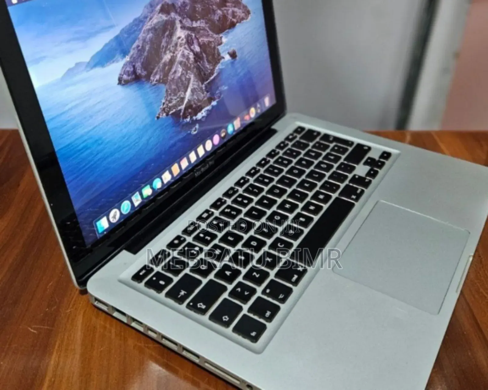 New Laptop Apple MacBook Pro 2012 4GB Intel Core I5 SSD 256GB