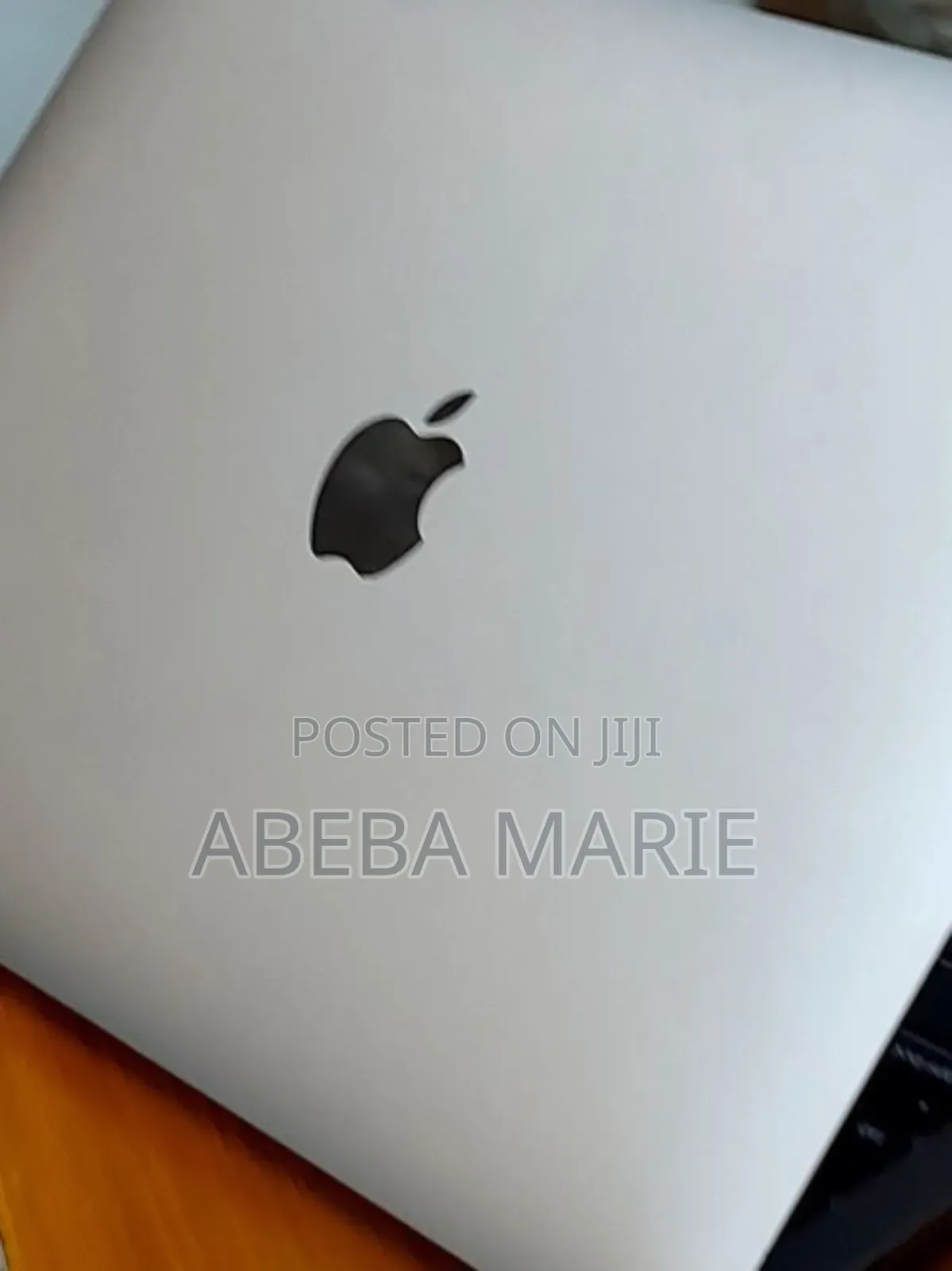 New Laptop Apple MacBook Air 8GB Apple M1 SSD 256GB