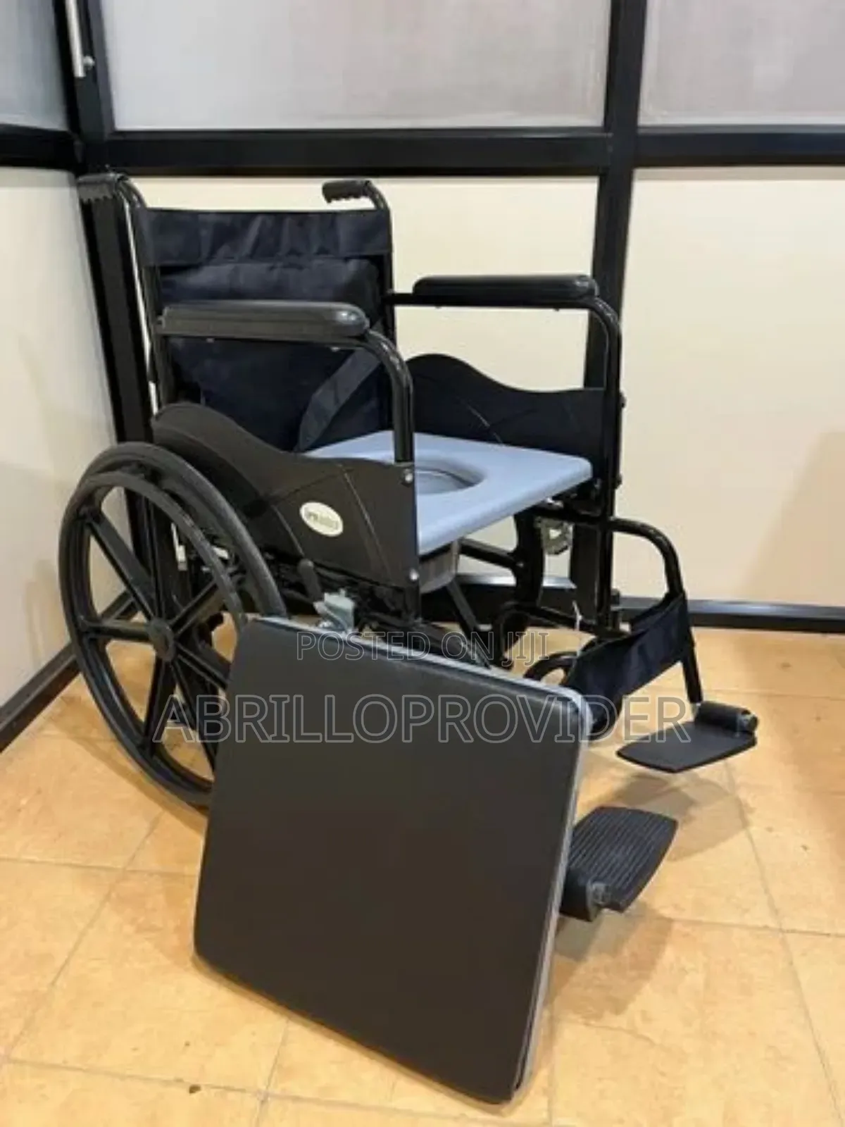 ፖፖ ያላቸው ዌልቸሮች Wheelchairአwheelchairደwheelchairቭwheelchair