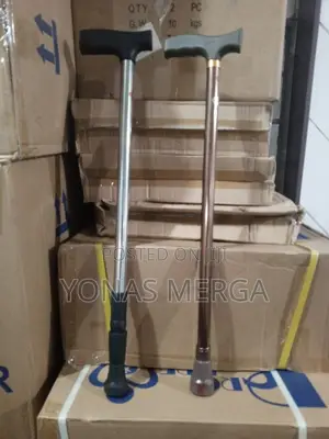 Photo - ከዘራwalking Stick Is a Safe and Reliable Mobility Aid for All