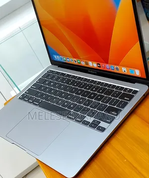 New Laptop Apple MacBook Pro M1 16GB Apple M1 SSD 256GB