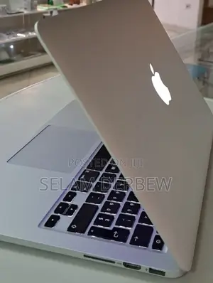 New Laptop Apple MacBook Pro 2015 8GB Intel Core I5 SSD 256GB