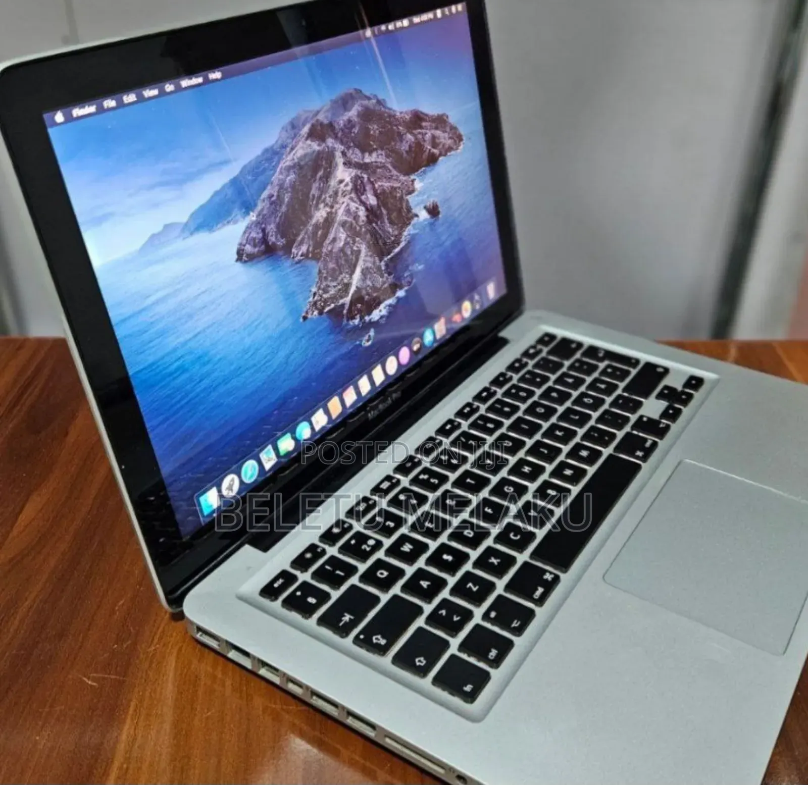 New Laptop Apple MacBook Pro 2012 4GB Intel Core I5 SSD 256GB