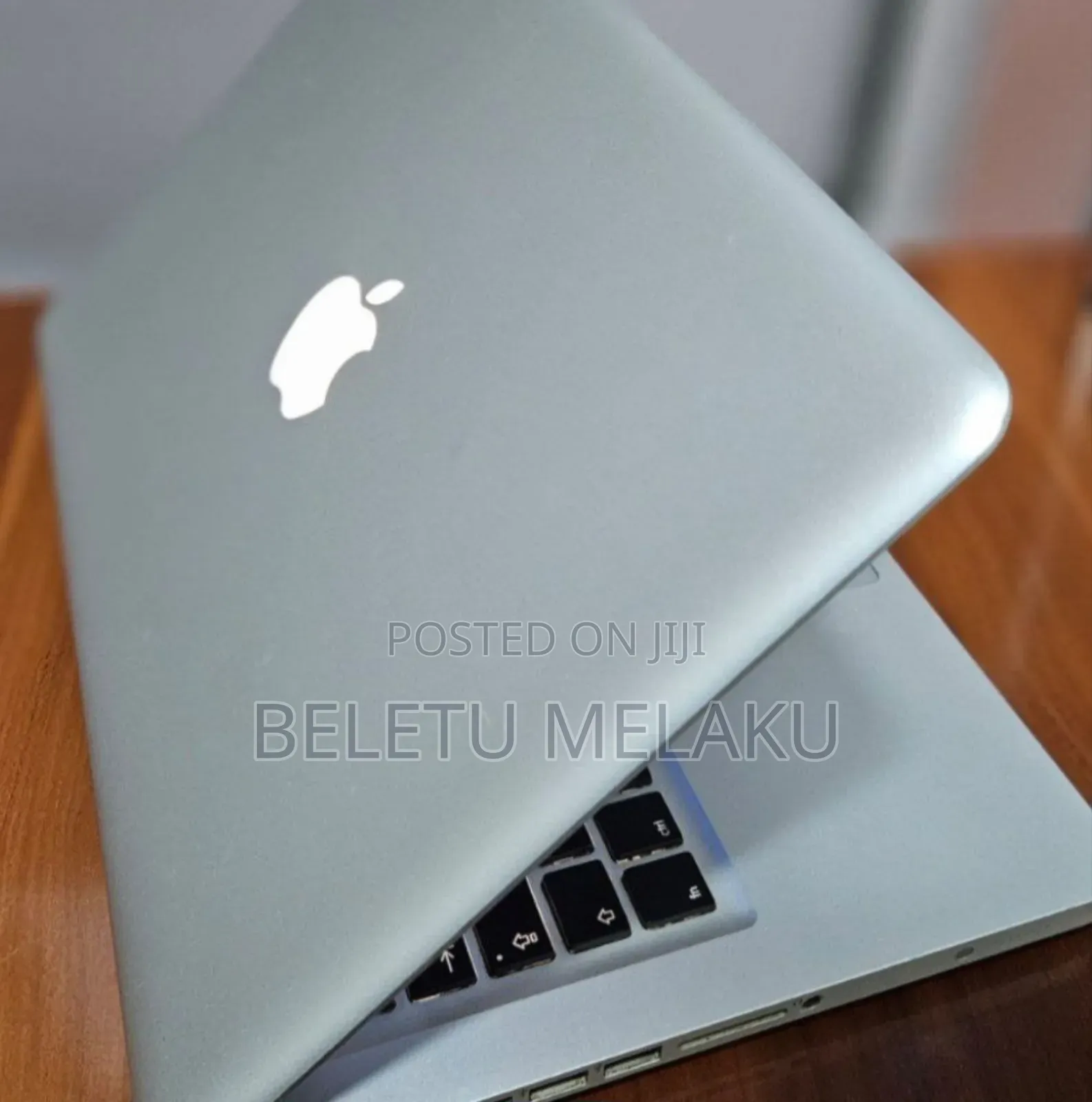 New Laptop Apple MacBook Pro 2012 4GB Intel Core I5 SSD 256GB