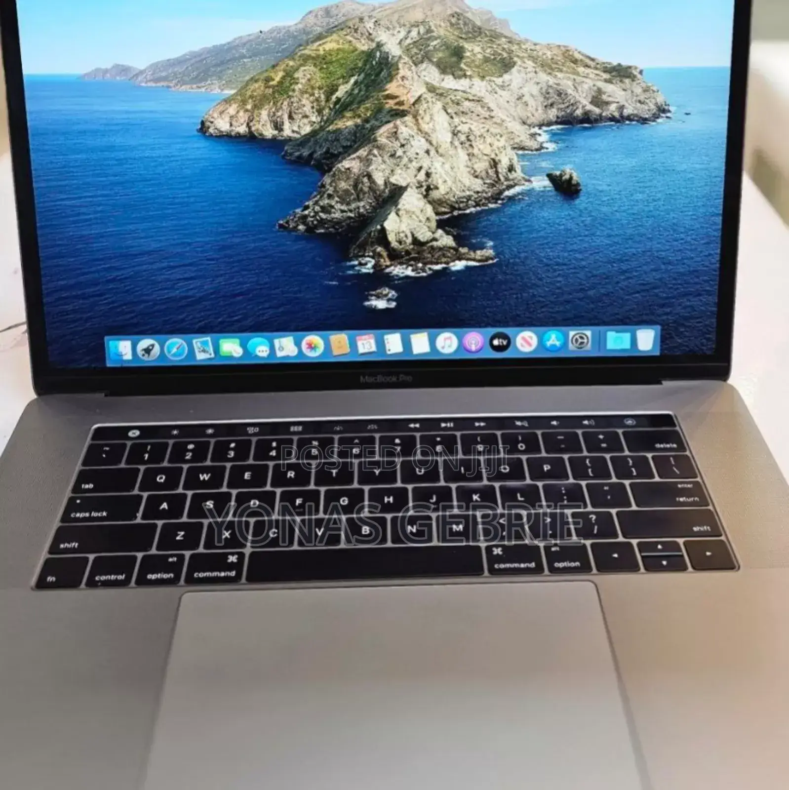 New Laptop Apple MacBook Pro 2017 16GB Intel Core I7 SSD 512GB