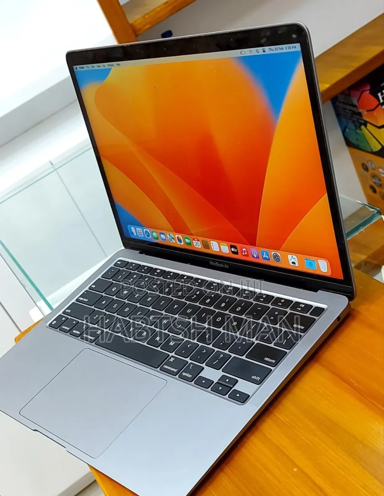 New Laptop Apple MacBook Air 2020 M1 8GB Apple M1 SSD 256GB