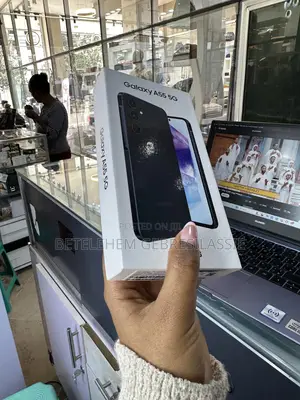 New Samsung Galaxy A55 256 GB Blue