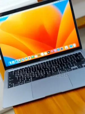 Photo - New Laptop Apple MacBook Air 2020 M1 8GB Apple M1 SSD 256GB