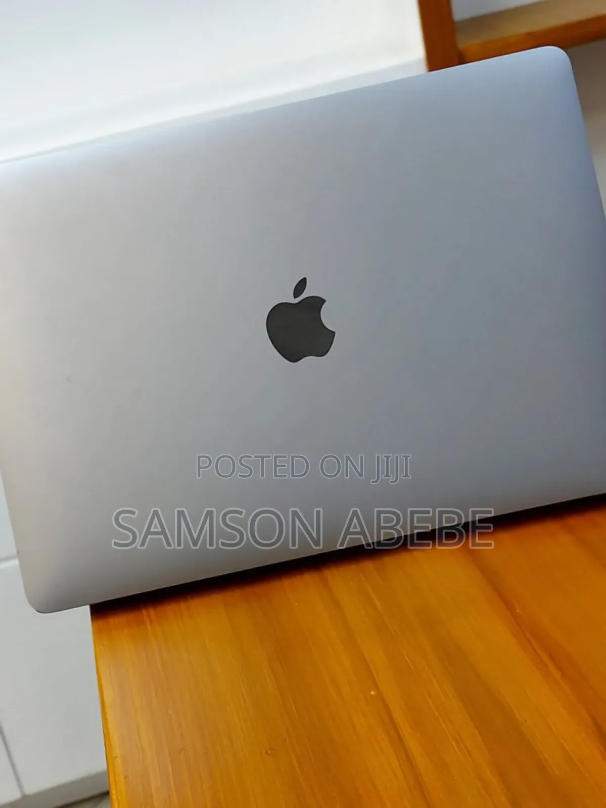 New Laptop Apple MacBook Air 2020 M1 8GB Apple M1 SSD 256GB
