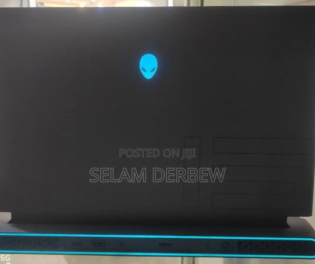 New Laptop Dell Alienware M15 16GB AMD Ryzen 7 SSD 512GB