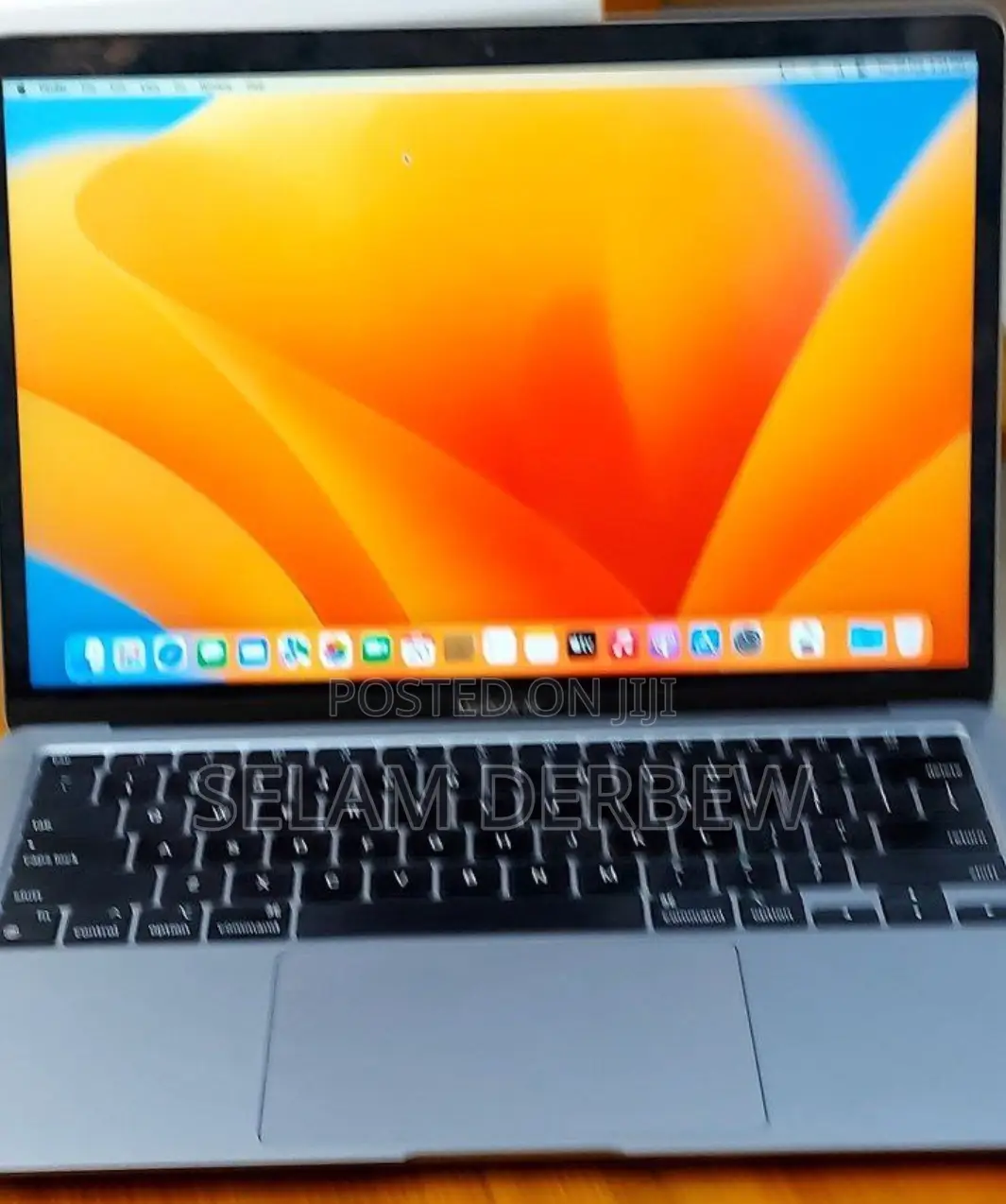 New Laptop Apple MacBook Air 2020 M1 8GB Apple M1 SSD 256GB