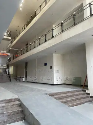 Photo - የንግድ ሱቆችን ከ 24-600 ካሬ