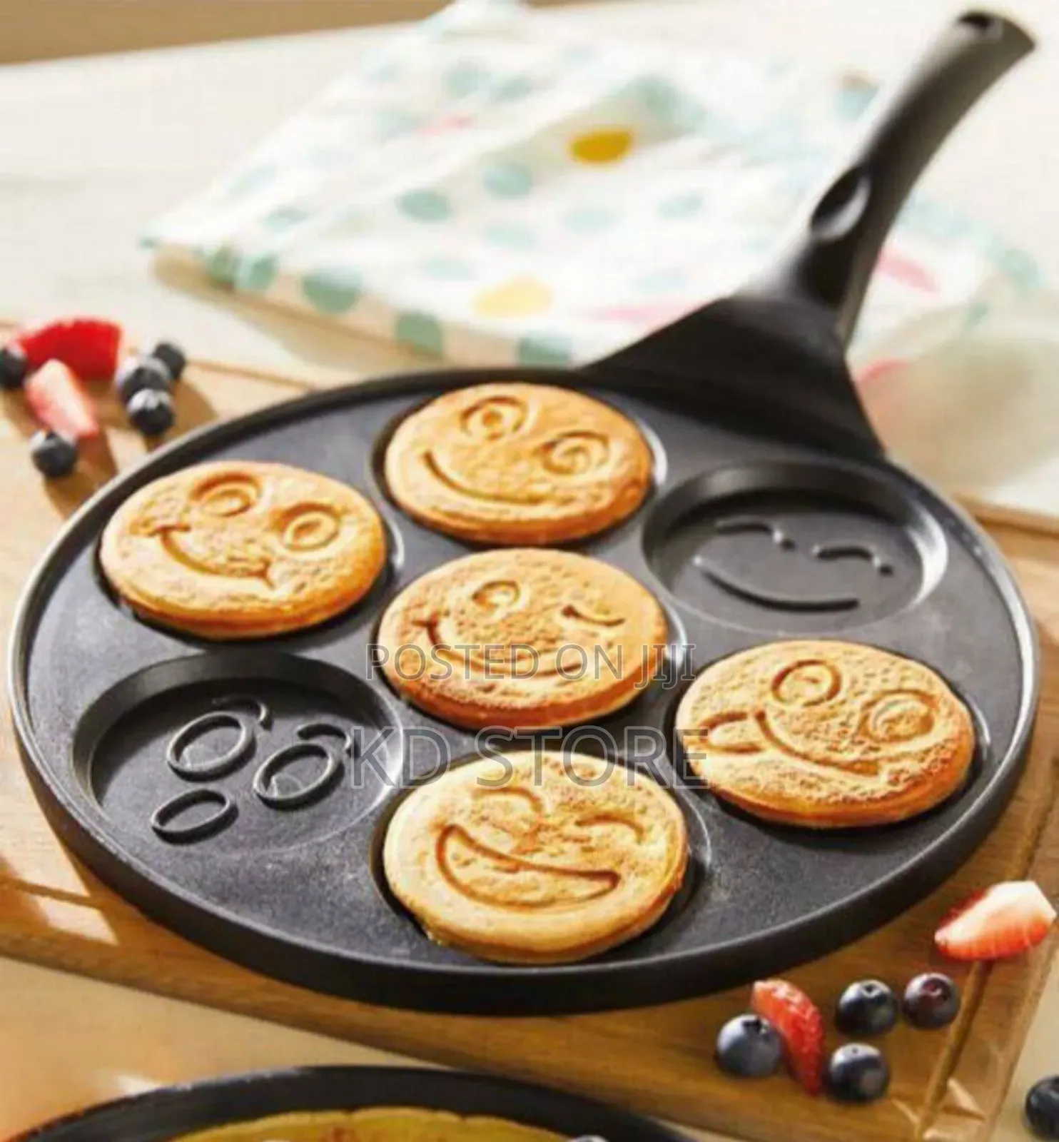 Smiley Face Non Stick Pancake Pan