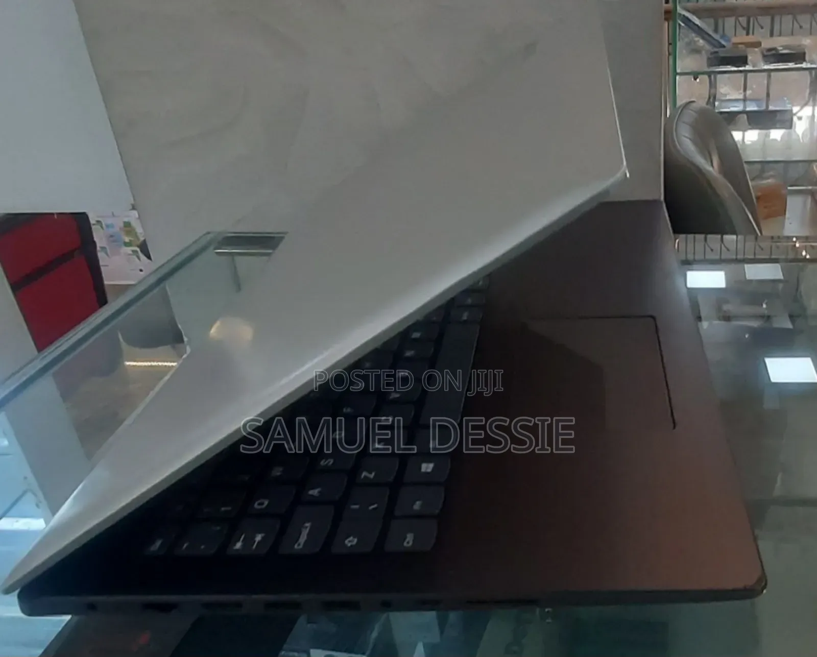 Laptop Lenovo Ideapad 3 8GB Intel Core I5 HDD 500GB