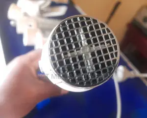 Cool እና Hot Function ያለው ምርጥ የፀጉር Blower