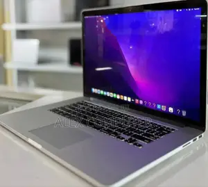 New Laptop Apple MacBook Pro 2015 16GB Intel Core I7 SSD 512GB