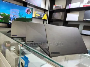 New Laptop Asus ROG Zephyrus G15 16GB Intel Core I7 SSD 512GB