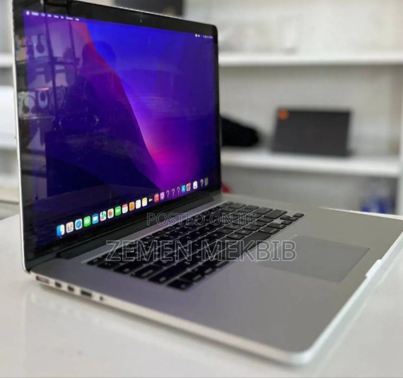 New Laptop Apple MacBook Pro 2015 16GB Intel Core I7 SSD 512GB