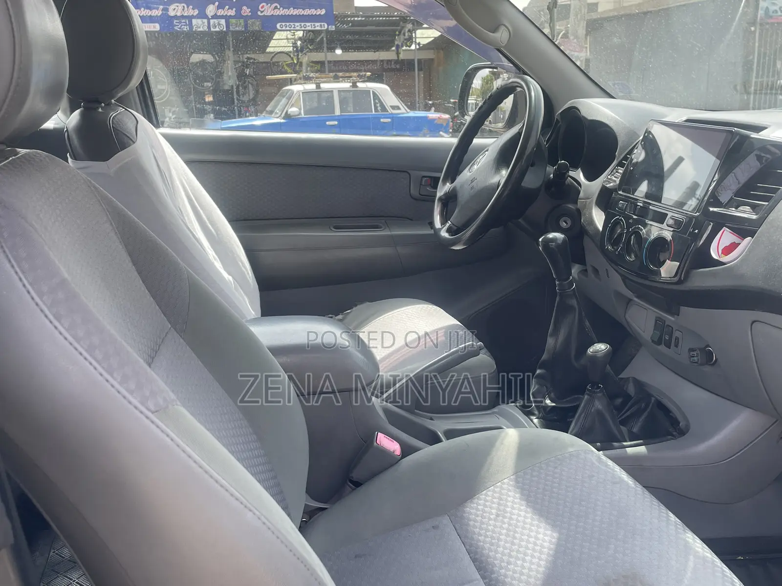 Toyota Hilux 2007 Gray