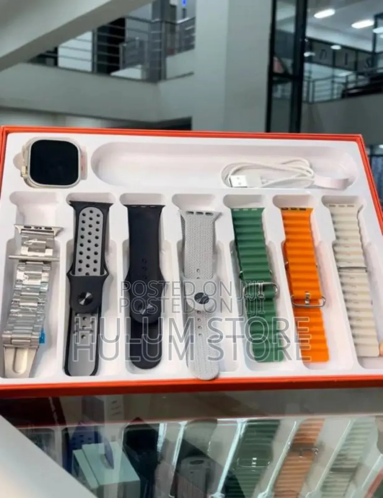 Ultra 7 In 1 7 አይነት ማሰሪያ ያለው Smart Watch