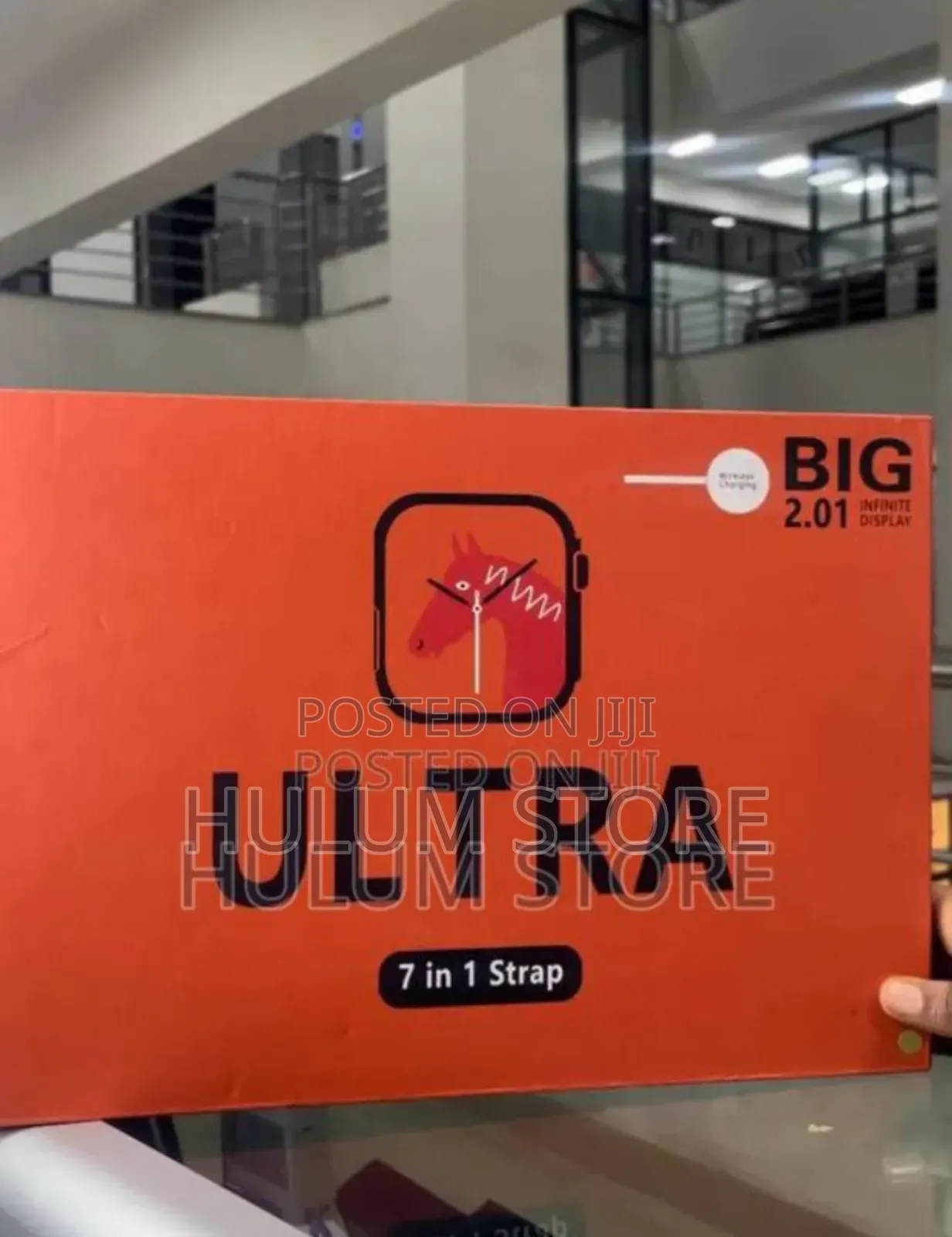 Ultra 7 In 1 7 አይነት ማሰሪያ ያለው Smart Watch