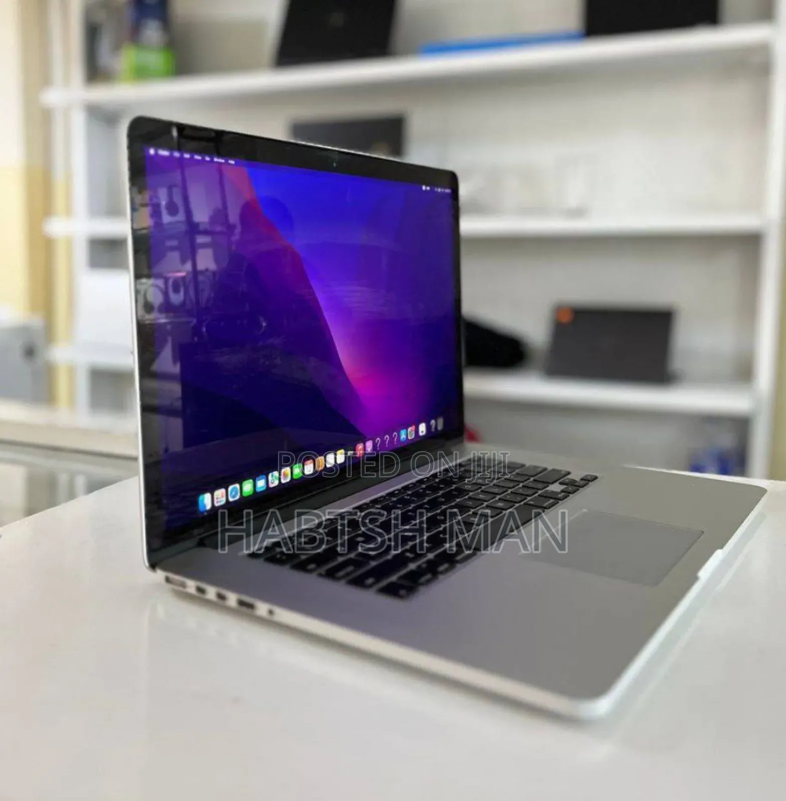 New Laptop Apple MacBook Pro 2015 16GB Intel Core I7 SSD 512GB