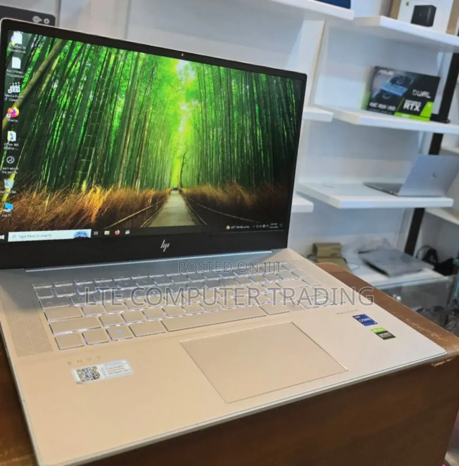 New Laptop HP Envy Pro 16GB Intel Core I7 SSD 512GB