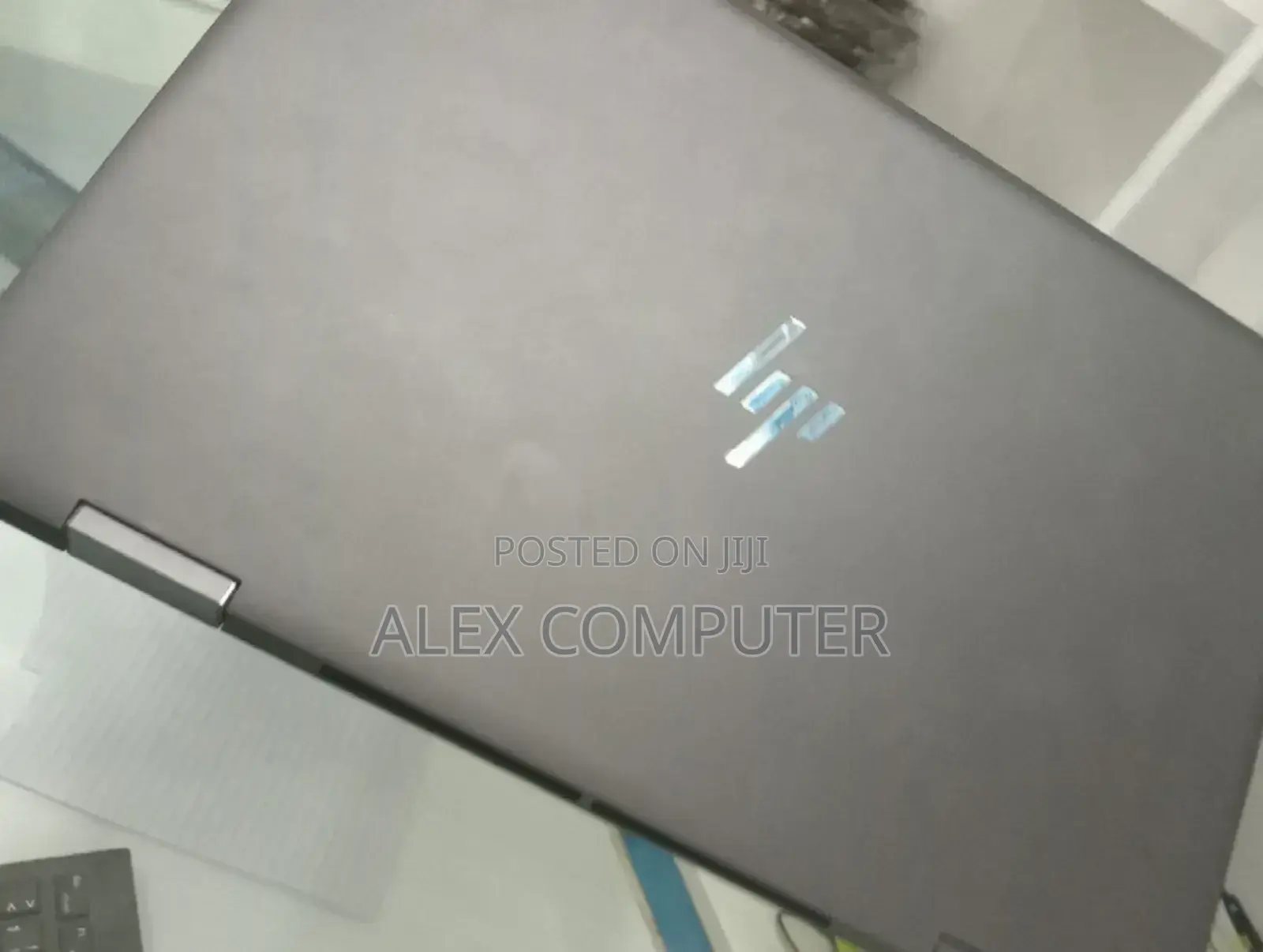 Laptop HP Envy 15 12GB AMD Ryzen 7 SSD 512GB