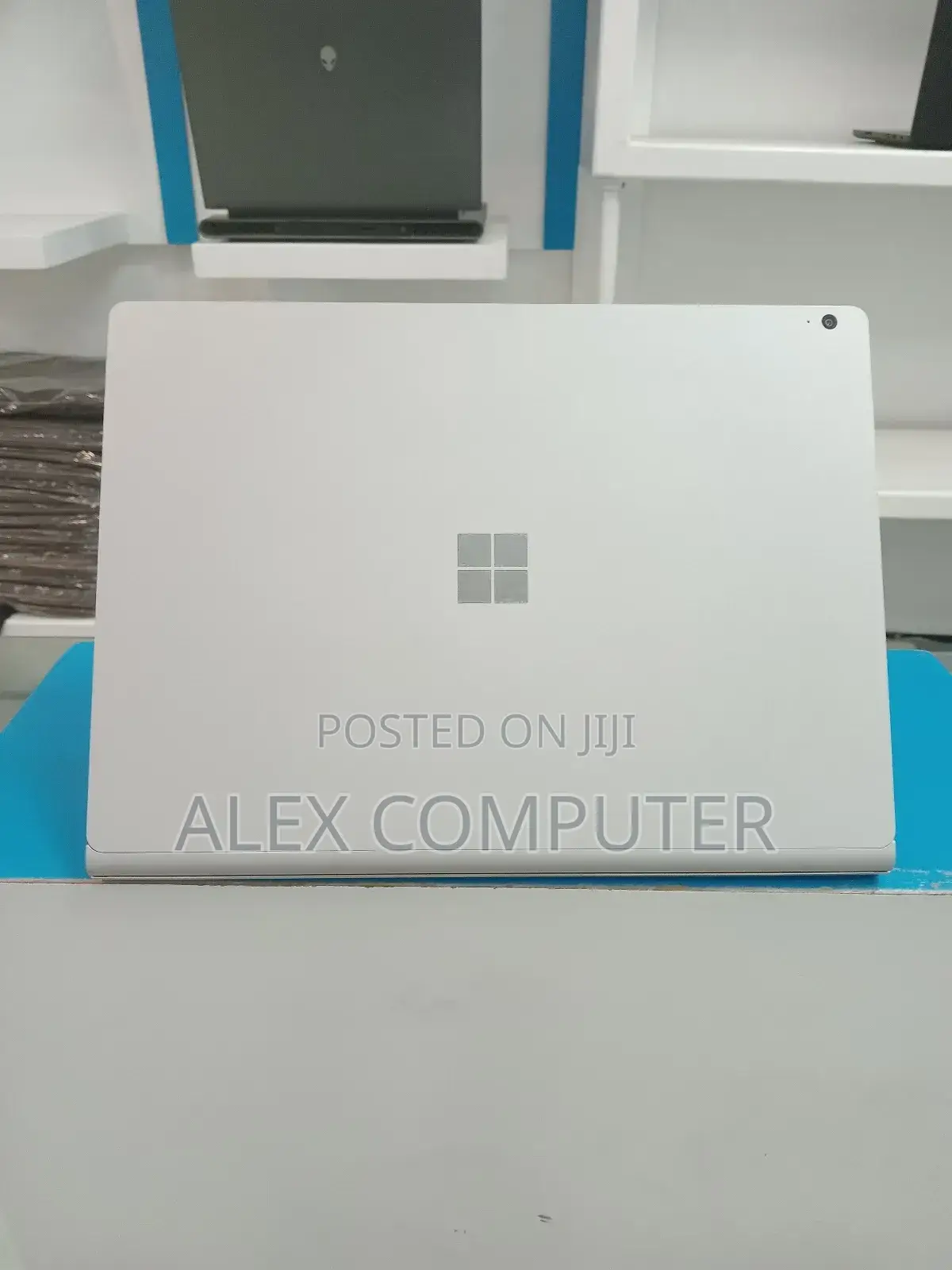 New Laptop Microsoft Surface Book 3 16GB Intel Core I7 SSD 256GB