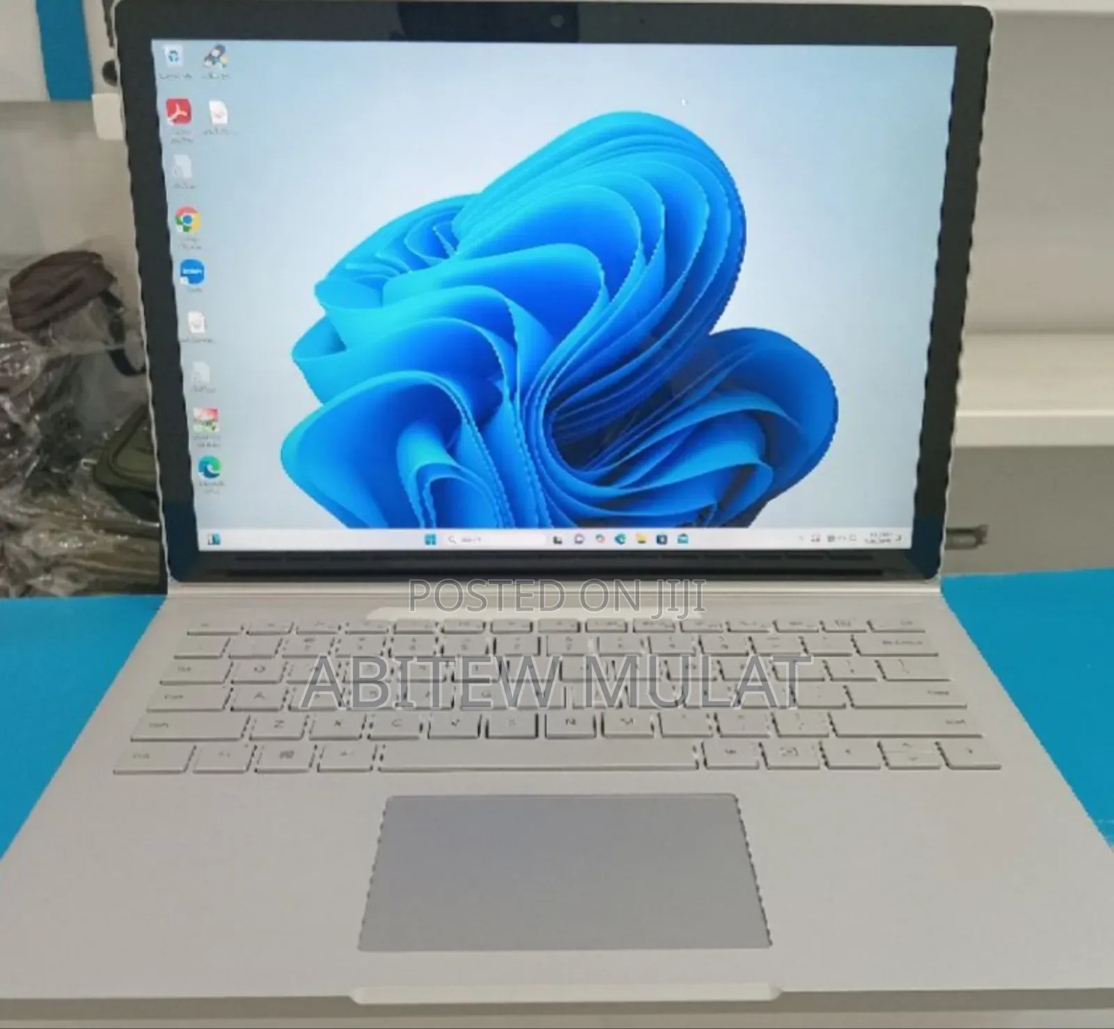 New Laptop Microsoft Surface Book 3 16GB Intel Core I7 SSD 256GB
