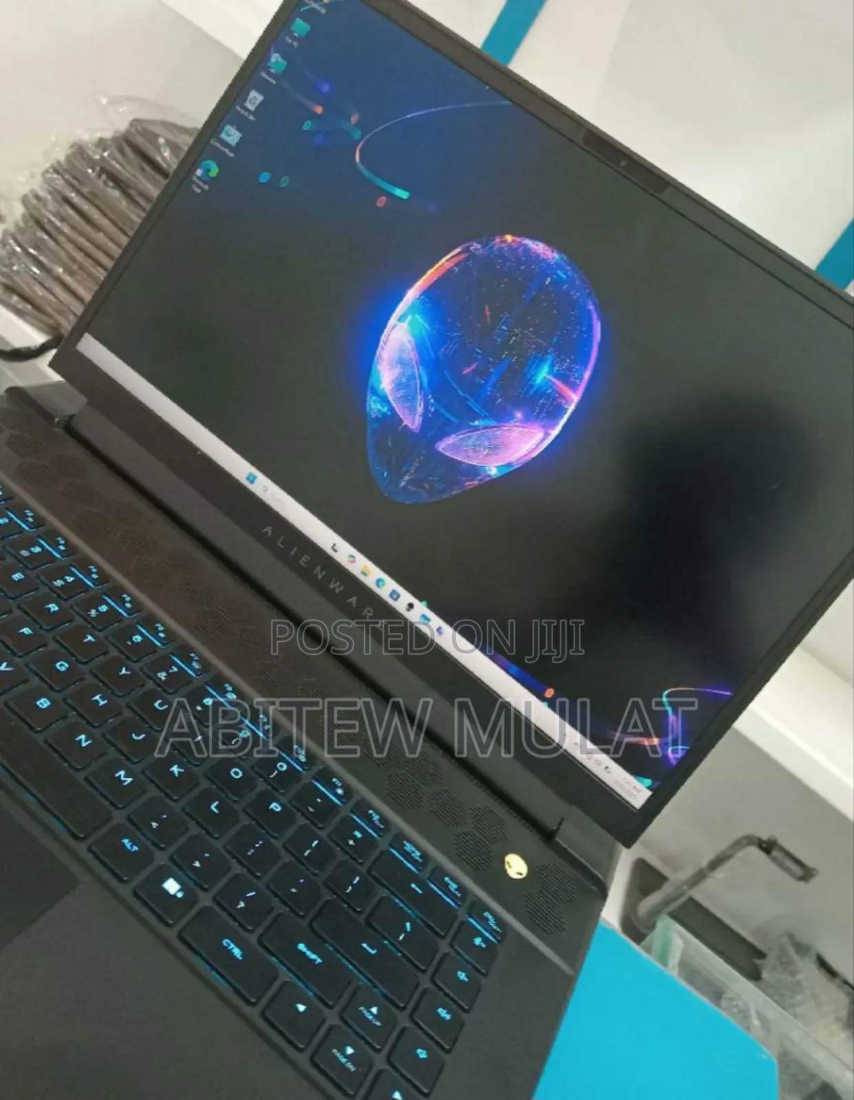 New Laptop Alienware Area-51m 16GB Intel Core I7 SSD 1T