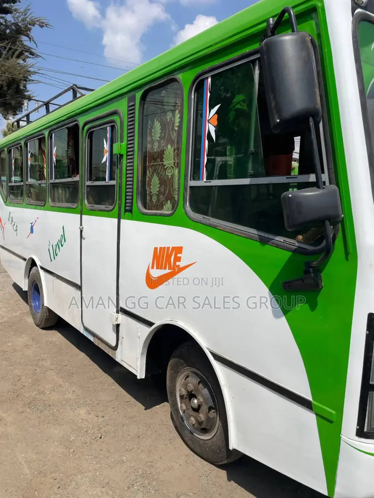 Isuzu Executive Bus 2021 White