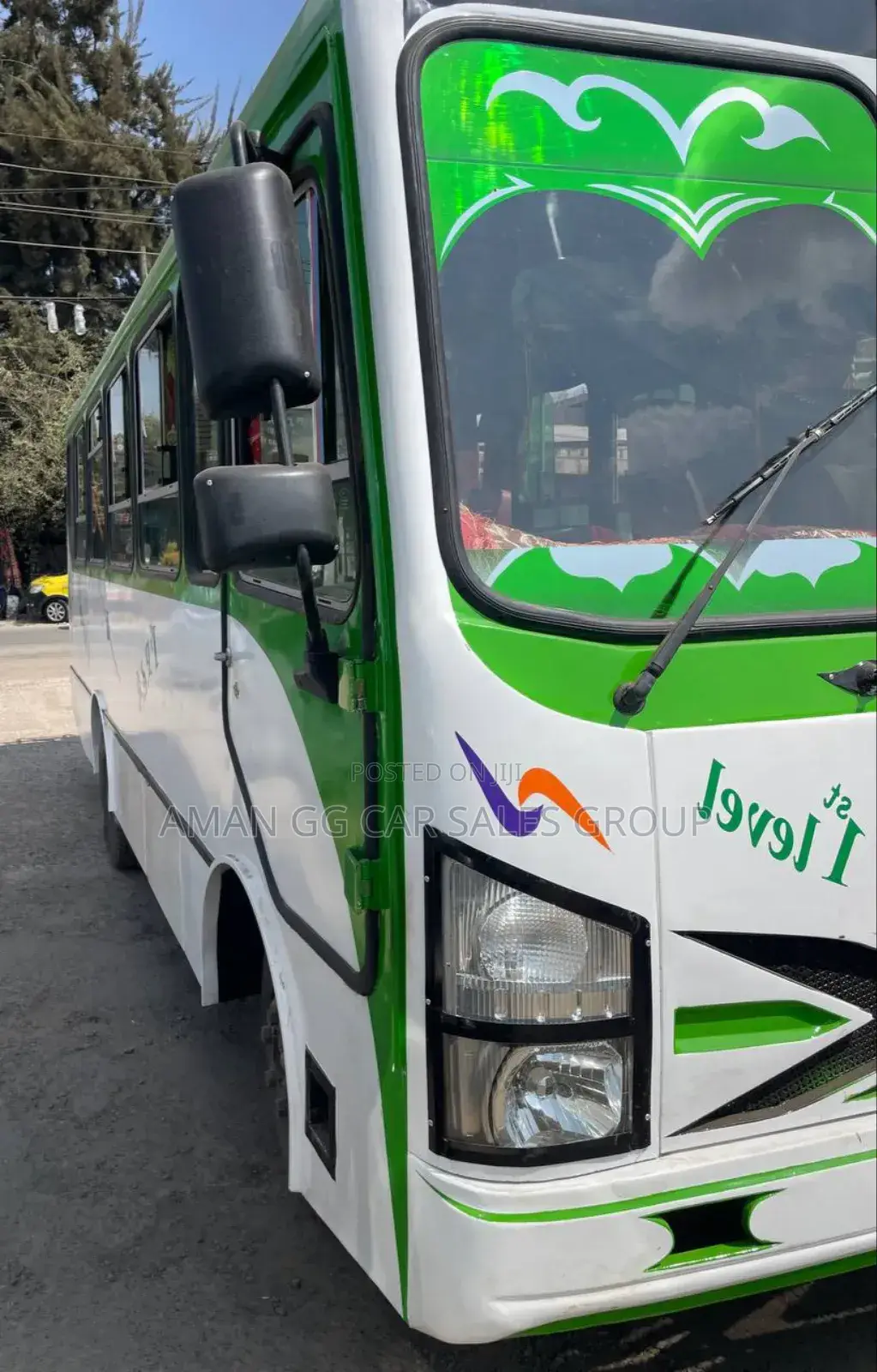 Isuzu Executive Bus 2021 White