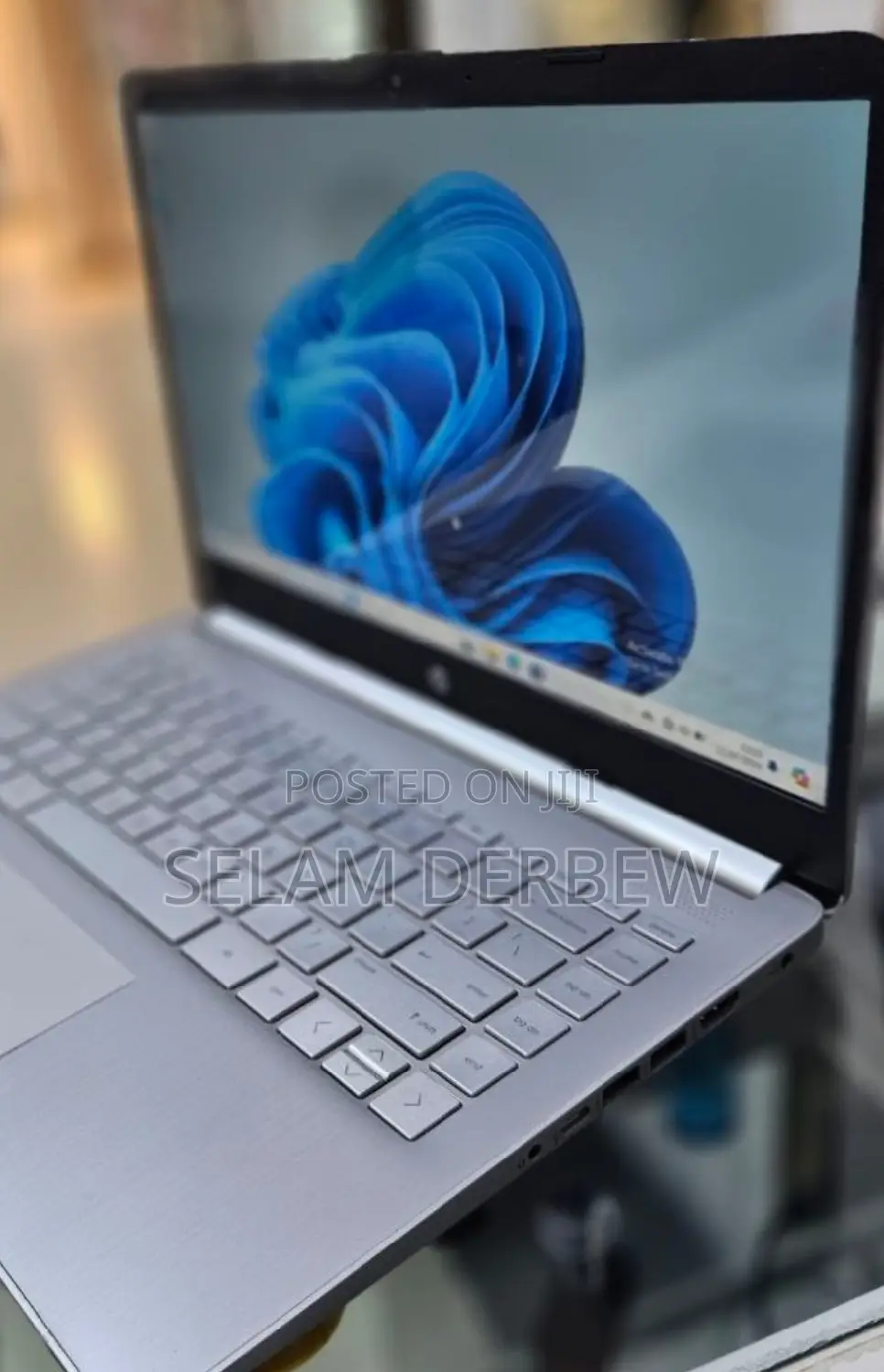 New Laptop HP Stream Notebook 8GB Intel Core I7 SSD 512GB