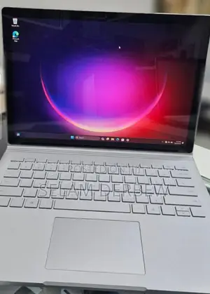 New Laptop Microsoft Surface Book 3 16GB Intel Core I7 SSD 256GB