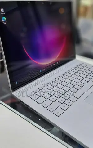 New Laptop Microsoft Surface Book 3 16GB Intel Core I7 SSD 256GB