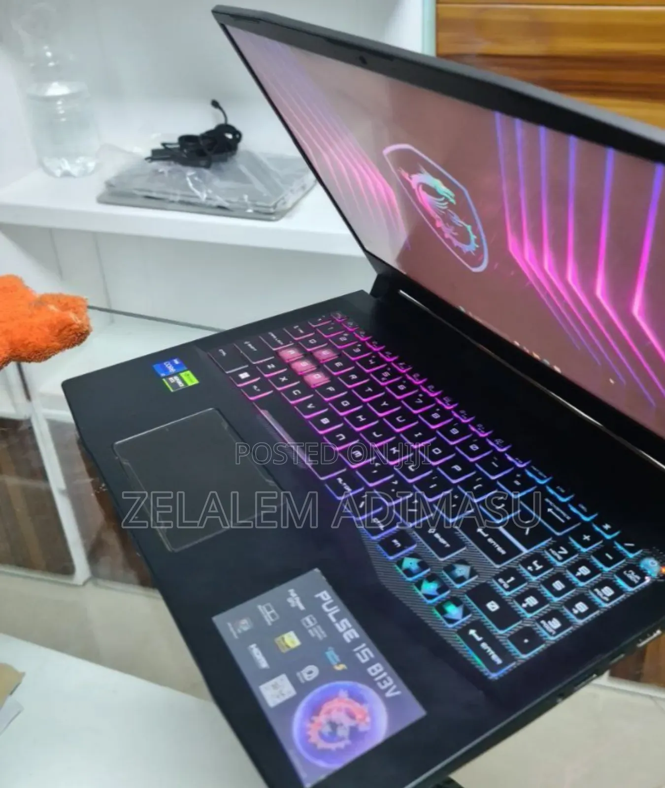 New Laptop MSI Pulse GL66 16GB Intel Core I7 SSD 512GB