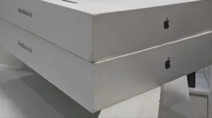 New Laptop Apple MacBook Air 2024 M3 15-Inch 16GB Apple M3 SSD 512GB