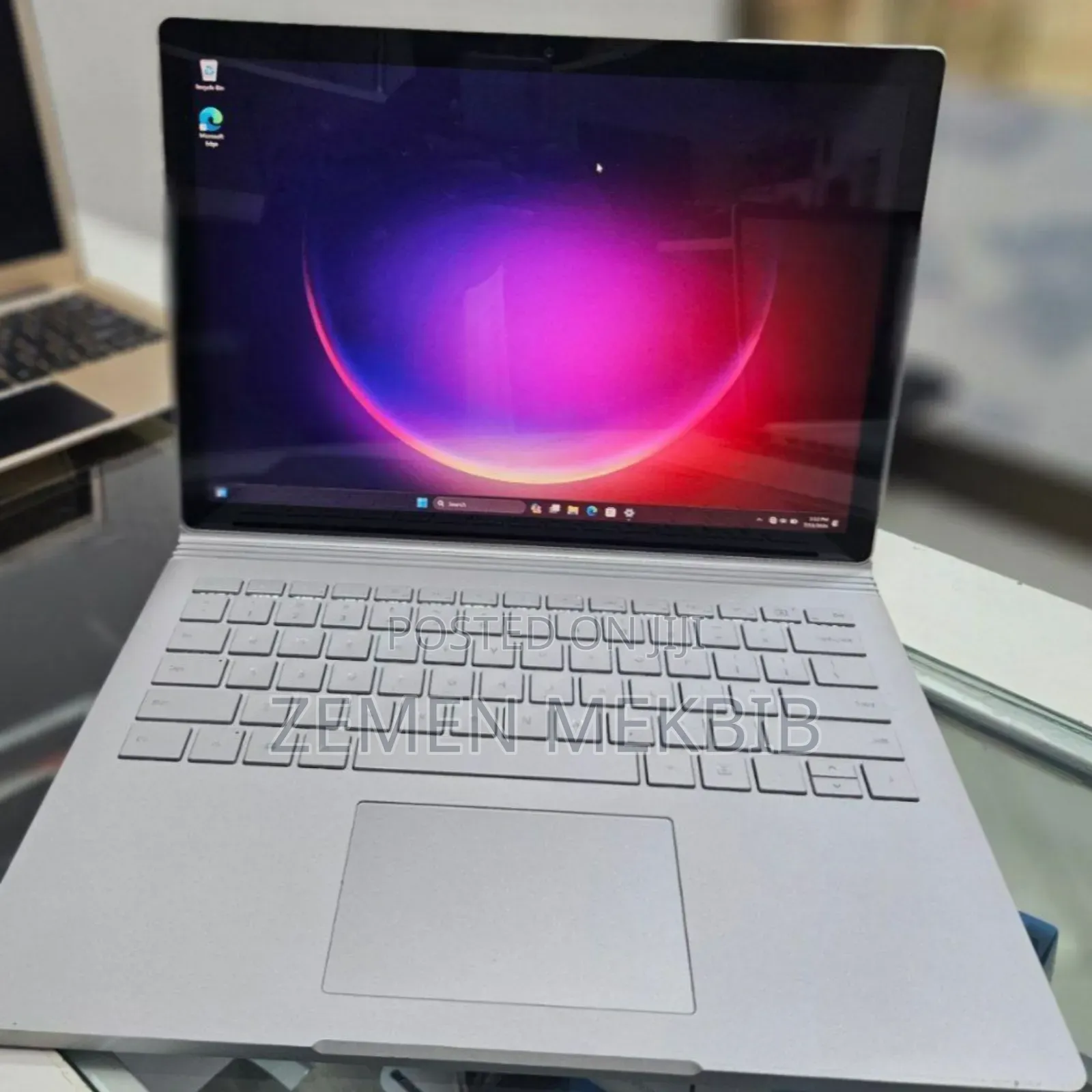 New Laptop Microsoft Surface Book 3 16GB Intel Core I7 SSD 256GB