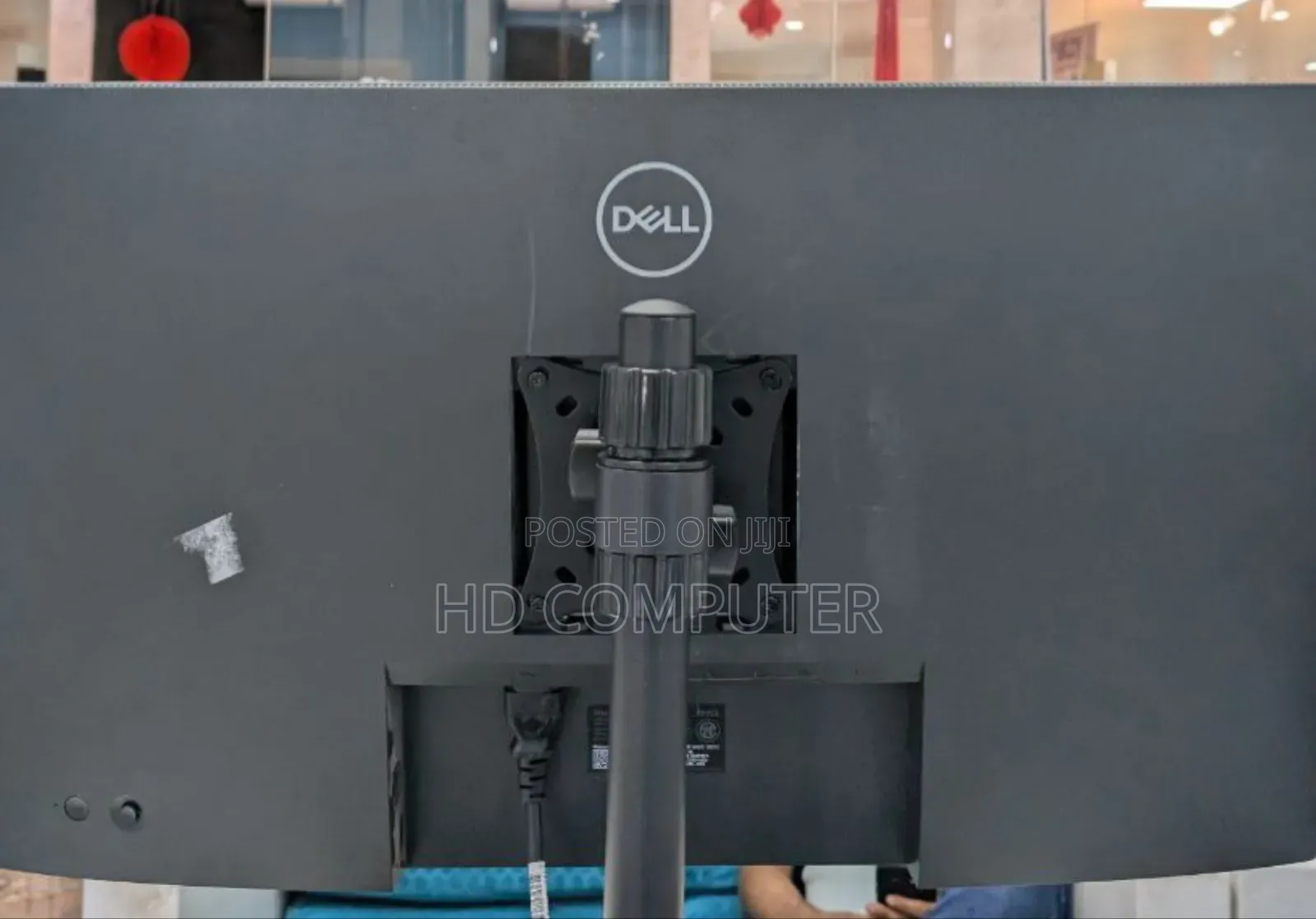 Dell Monitor 27 Inchi