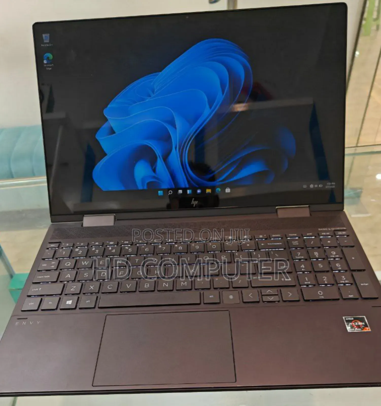 New Laptop HP Envy X360 16GB AMD Ryzen 7 SSD 512GB