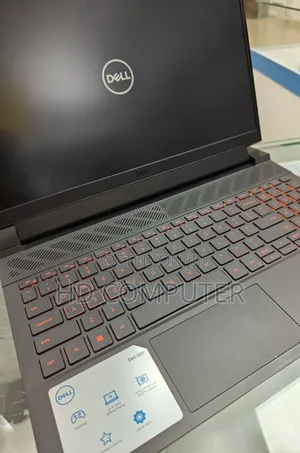 New Laptop Dell G15 5511 16GB Intel Core I7 SSD 1T