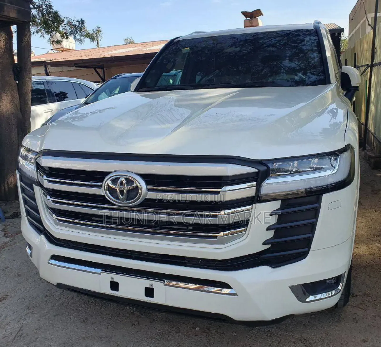 Toyota Land Cruiser 2022 White