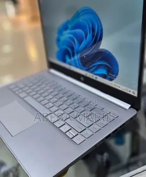 New Laptop HP Stream Notebook 8GB Intel Core I7 SSD 512GB