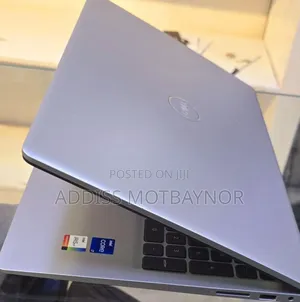 New Laptop Dell Alienware 13 R2 16GB Intel Core I7 SSD 512GB